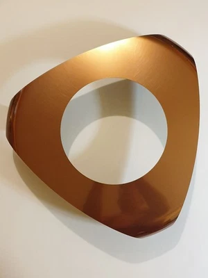 Bang & Olufsen BeoLab 50 . Élément D'enceinte . Carénage. B&O Couleur Cuivre  - image 1 of 4