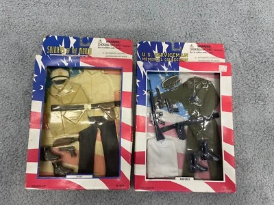 LOTE 1996 COLECCIÓN CONMEMORATIVA DEL MILITAR DE EE. UU. Fuerza Aérea Vietnam Marina Segunda Guerra Mundial Uniforme Foto 1 de 4