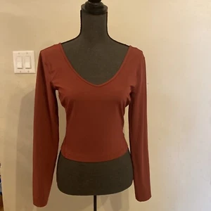 Lululemon size 6 align Top Long Sleeve mulled wine Color - Picture 1 of 7