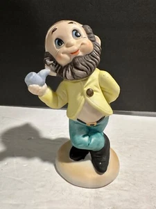 De colección Caprichoso/Kitschey Gnomo o Elfo con Tubo Estatuilla Cerámica 5.5" Alto - Imagen 1 de 9