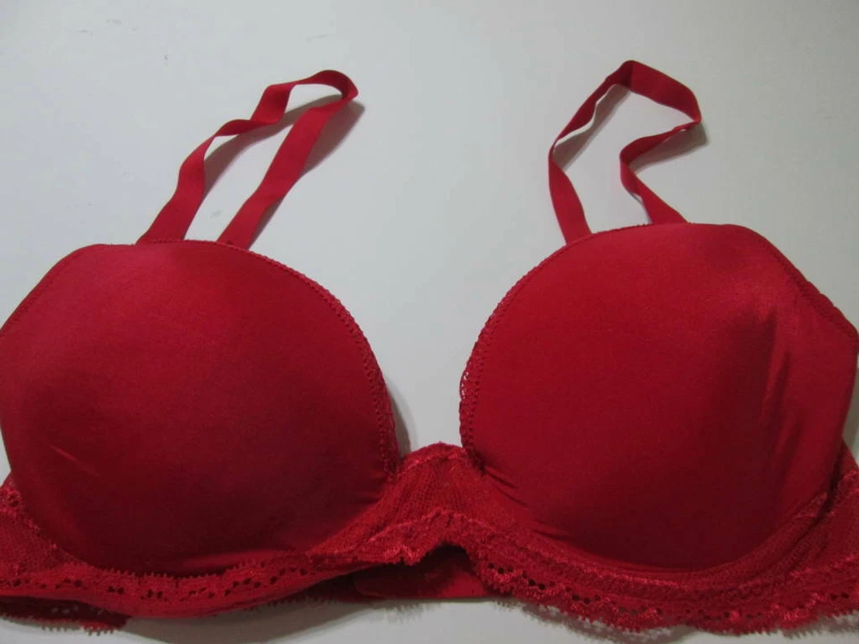 Sujetador Huit 8 Talla 32DD Rojo Con Aros Forrado Ligeramente Ajustable Correas Lencería Foto 1 de 4