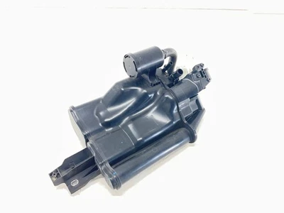 Evaporador de vapor de combustible Volkswagen Jetta 19-21 bote de emisiones OEM Foto 1 de 4
