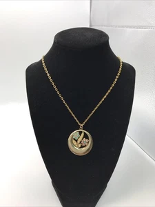 Vintage Goldtone Circle Pendant With Flowers 22” Gold Tone Chain Necklace - Picture 1 of 6
