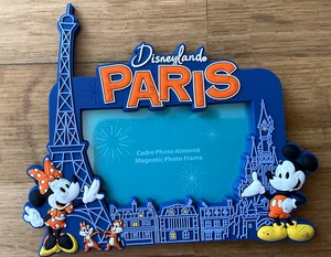 MAGNET AIMANT DISNEY DISNEYLAND PARIS DLP LE CHATEAU TOUR EIFFEL TOWER CADRE - Picture 1 of 1
