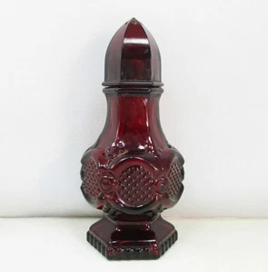 Vintage Avon Salt & Pepper 1876 Cape Cod Collection Ruby Red Glass (1) Shaker - Picture 1 of 5