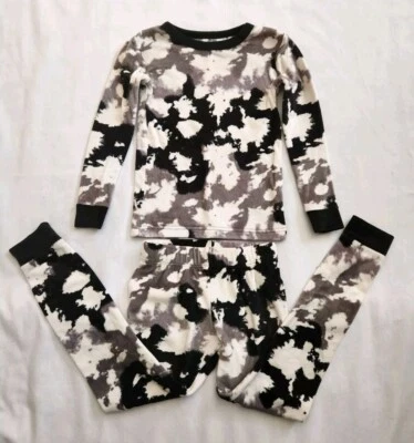 Cat & Jack Size 4 Boy's Two Piece Pajama's Set Soft Black White & Gray  - Image 1 of 4