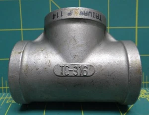1" Tee - NPT Threaded 150# Cast 316 Stainless Steel Pipe Fitting - Picture 1 of 4