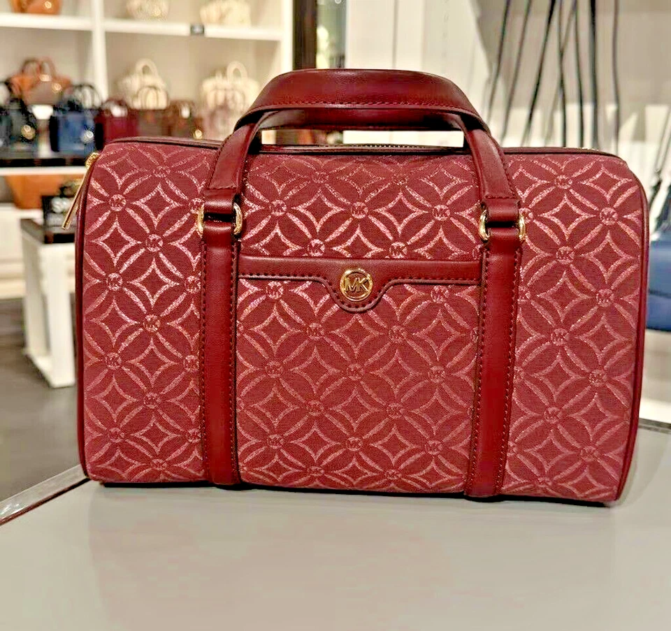 - - Michael Kors Jet Set Medium Duffle Bag Black Silver Metallic Logo