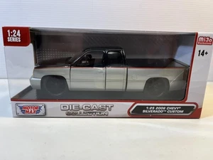 2006 Chevy Ext Cab Diecast Model Car: 1/25 Scale, New In the Box By Motor Max - Picture 1 of 7