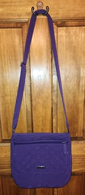 Bandolera Vera Bradley Púrpura Doble Cremallera Bolso Solapa - Usada en Excelente Condición Foto 1 de 4