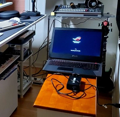 ASUS ROG G752VS OC Edition G-SYNC VR GTX 1070 64 GB RAM Foto 1 de 4