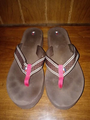 Sandálias vintage Tommy Hilfiger marrom Y2K plataforma wedge chinelos robustos tamanho 9 - Imagem 1 de 4