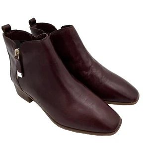 Women's 7.5 Aldo Ankle Boots Low Heel, Gold Side Zip, Wine Leather, Flex Sole - Picture 1 of 11