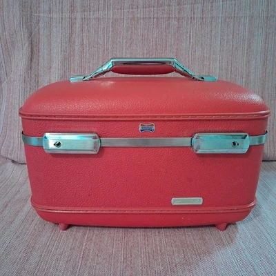 American Tourister Vintage Travel Train Case Red 1970’s Tiara - Image 1 of 4