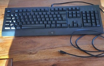 Razer Cynosa Lite Gaming-Tastatur - Schwarz (RZ03-02740800-R3G1) - Bild 1 von 2