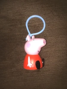KIDS PEPPA PIG  PLASTIC KEY RING AGES 3 PLUS   BIRTHDAY CHRISTMAS  KEYS - Picture 1 of 1
