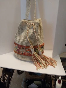 Sakroots Bohemian Soft Shoulder Bag With Tassle Tie Gorgeous And Clean Giftable - Picture 1 of 7