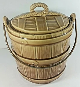 McCoy Pottery Oak Barrel Cookie Jar 9in Vintage Brown Metal Handle Canister USA - Picture 1 of 11