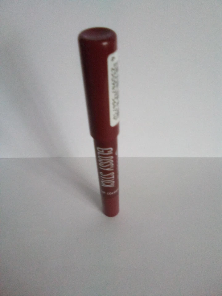 cosmetics - Image 1 of 1