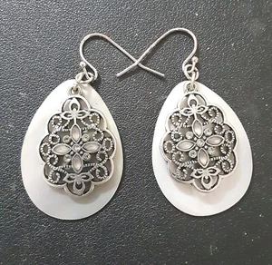 Mop Shell Crystal Dangle Earrings 1*2 Inch - Picture 1 of 7