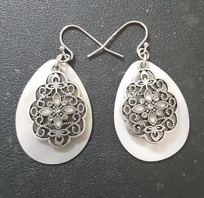 Pendientes colgantes de cristal concha de fregona de 1*2 pulgadas Foto 1 de 4