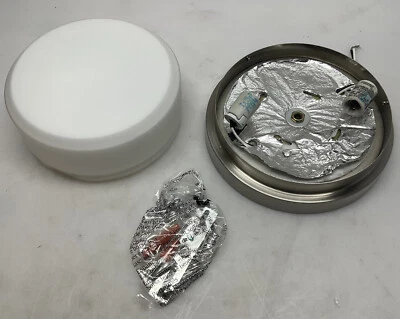 Aplique de pared Livex Lighting 7390-91 8" de ancho montaje empotrado Foto 1 de 4