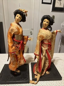 Vintage MCM 1960’s Japan Geisha Doll Pair Hand Painted Gofun Silk Brocade Kimono - Bild 1 von 23