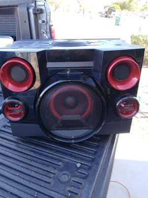 LG Loudr OJ45 220W HiFi Entertainment System Bluetooth® Konnektivität - Bild 1 von 4