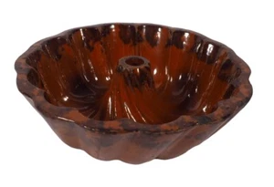 Molde primitivo Bundt esmaltado rojo cerámica pastel sartén vintage - Imagen 1 de 8