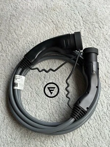Genuine BMW Mini Electric EV PHEV 11kW Type 2 Charging Cable i4 i5 iX 330e 530e - Picture 1 of 6