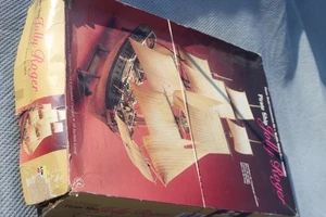 1990 Lindberg nave pirata Jolly Roger kit modello # 70874 - Foto 1 di 7