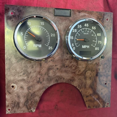 INTERNATIONAL 9200/9400 SPEEDOMETER INSTRUMENT CLUST 3592577C91 POLLAK 32274-303 - Imagem 1 de 4