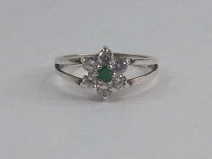 Avon Sterlingsilber & Smaragd grüne Blume Ring CZ Akzente Gr. 8,75 Vintage - Bild 1 von 5