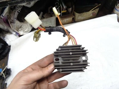 Polaris Rush Switchback Pro R RMK IQ 600 2009-2016 regulador de voltaje 4012263 Foto 1 de 4