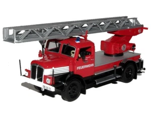 IFA S 4000-1 échelle pivotante hydraulique 25m camion pompier FEUERWEHR 1/43IXO - Bild 1 von 2