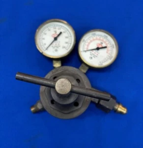 USED Airco VINTAGE Heavy Duty OXYGEN Regulator CGA-540 Tested - Picture 1 of 2