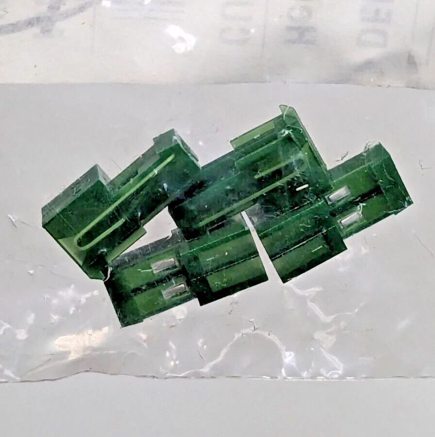 Lot of 4 AMP MTA100 Series Puncture Terminal Block 2P 2.54MM Green 3-640443-2 - Image 1 of 1