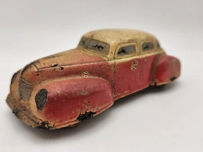 Vintage 1940s Sun Rubber Toy Car. All Original. - Image 1 of 4