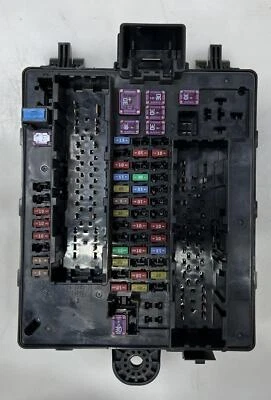 Bloque de conexiones arnés cableado carrocería GMC Acadia Cadillac XT5 18 19 OEM 84270913 Foto 1 de 4