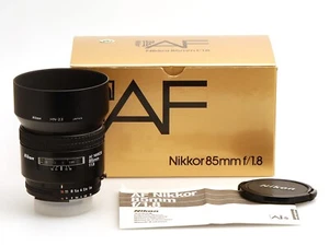 Nikon Teleobiettivo AF Nikkor 1,8/85 mm per Nikon AF a baionetta (analogico) - Foto 1 di 5