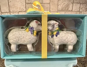 Blue Sky Clayworks Easter Lambs Salt & Pepper Shakers NIB Auth Retailer - Picture 1 of 8