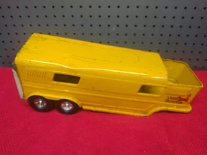 ERTL Vista Dome Horse Van Semi Trailer Hauler Pressed Steel Vtg USA ๐บ๐ธ - Picture 1 of 9