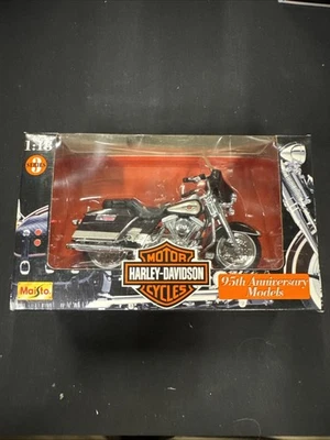 Maisto Harley Davidson 1998 FLHT Electra Glide 95º Aniversário 1:18 Solto - Imagem 1 de 4
