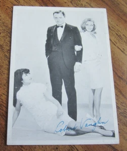 1965 Topps Man from U.N.C.L.E. Tarjeta coleccionable #50 Robert Vaughn - Imagen 1 de 2
