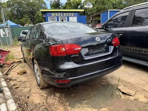 VOLKSWAGEN JETTA 1B, PETROL, 02/11-12/17 FUEL TANK Petrol Sedan - Picture 1 of 9