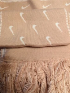 Nike Authentic Swoosh Scarf Pink And White - Brand New With Tags - Picture 1 of 2