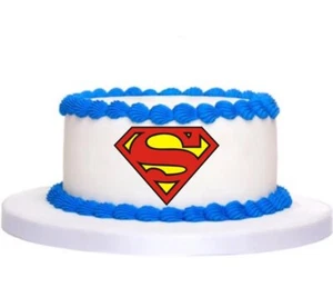 Superman VORGESCHNITTEN 4 ZOLL (BREITE) Essbar Zuckerguss Geburtstag Tortenaufleger - Bild 1 von 3