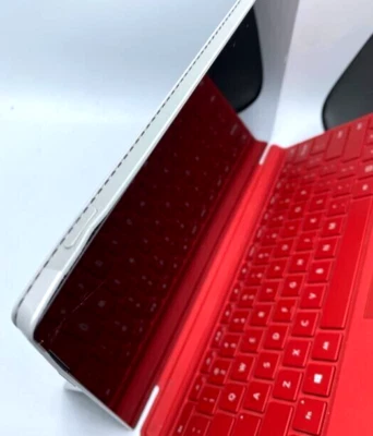 Microsoft Surface Pro 3 Intel Core i5-4300U @ 1.90 GHz 4GB RAM 128GB SSD - Image 1 of 4