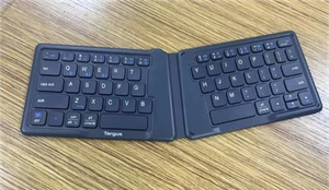 Targus Ergonomic Foldable Wireless Keyboard, Antimicrobial, Ergo-Comfort, Black - Picture 1 of 2