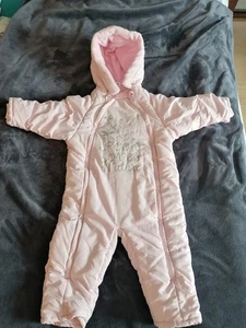 Schneeanzug von C&A, Gr. 92 in rosa mit Kapuze, guter Zustand - Bild 1 von 3